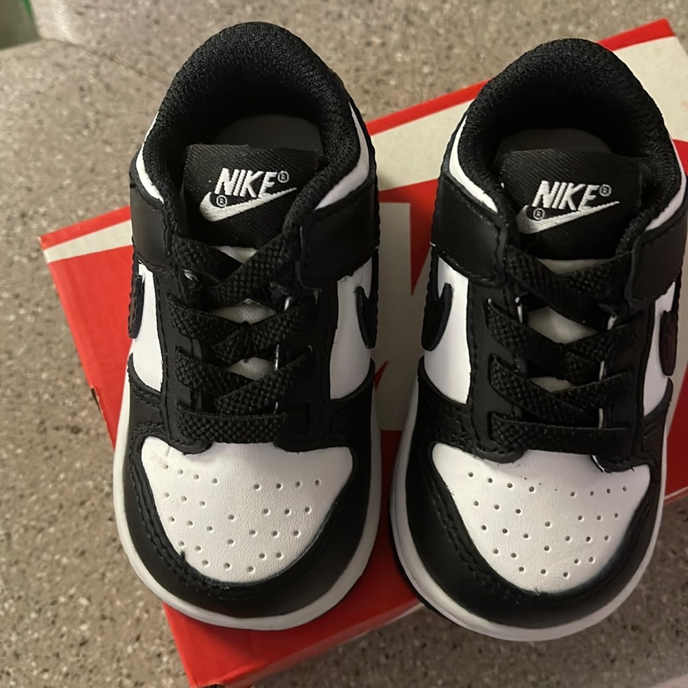 White and black dunks